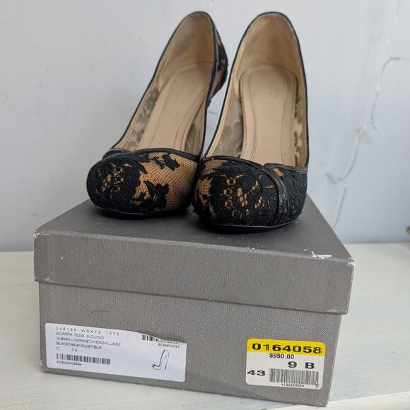 Alexander McQueen Lacy Pumps - Picture 2 of 11